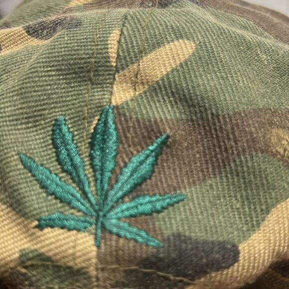 🔥🔥 Leaf Arica Rasta Reggae Snapback Hat - Great Condition 🔥🔥 - Picture 6 of 7